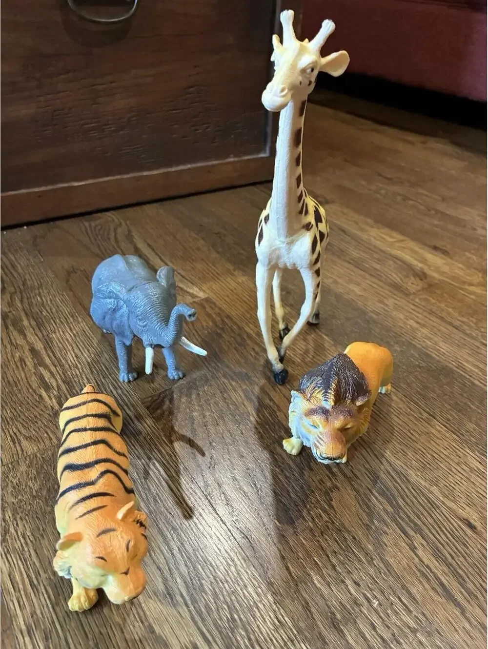 Vintage Hard Plastic Safari Animal Figurines Lot- Giraffe, Lion, Elephant,Tiger